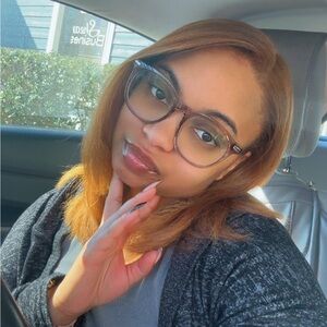 Meet your Posher, Jakayle